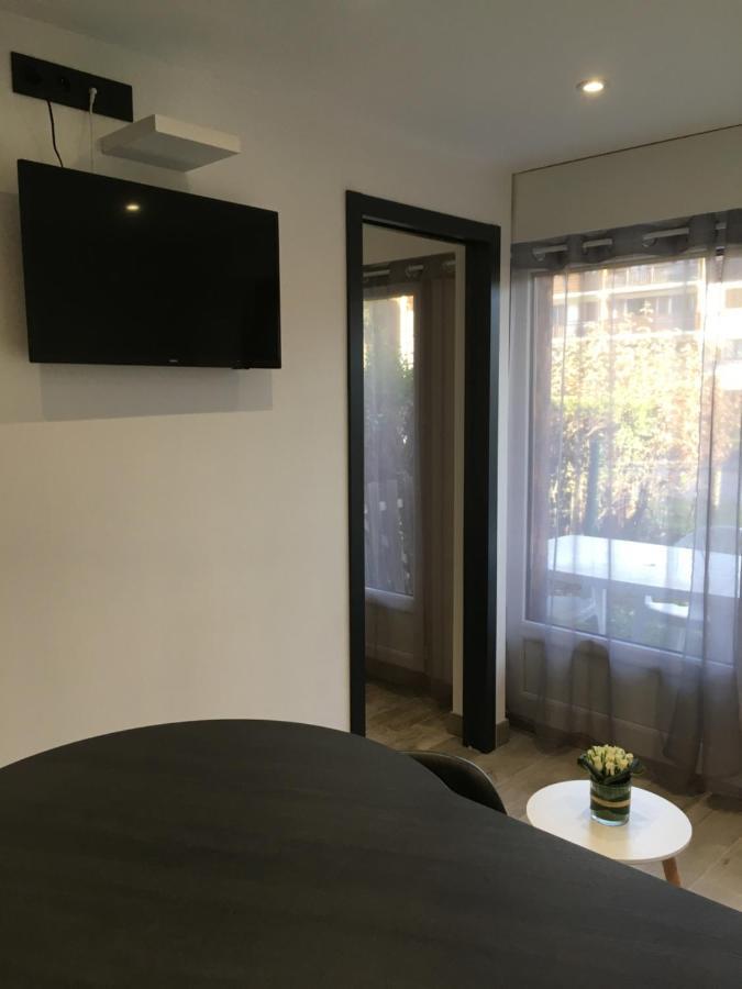 Mont Blanc Holidays Dans Residence Avec Gardien ซาล็องช์ ภายนอก รูปภาพ